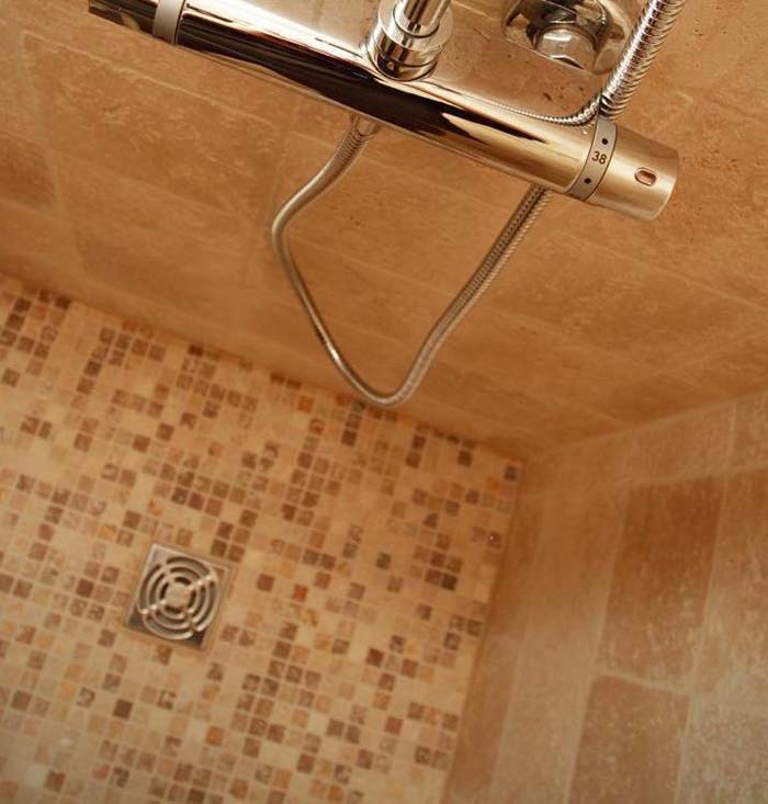 Carrelage salle de bains Cergy